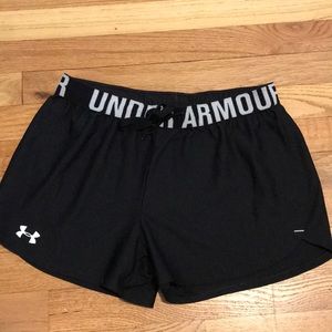 Black Under Armour shorts